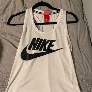 Nike workout top